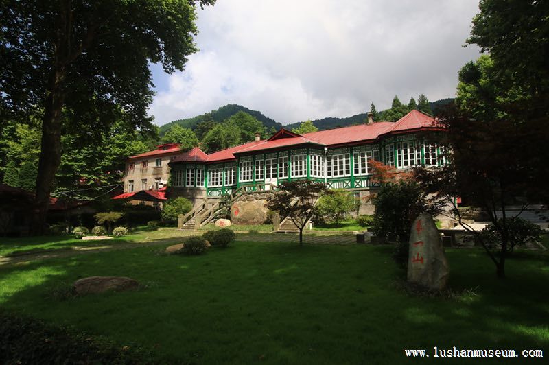 喜讯!江西省庐山博物馆《山语——庐山历代石刻》荣获全国博物馆“十大陈列精品”精品奖 喜讯!江西省庐山博物馆《山语——庐山历代石刻》荣获全国博物馆“十大陈列精品”精品奖