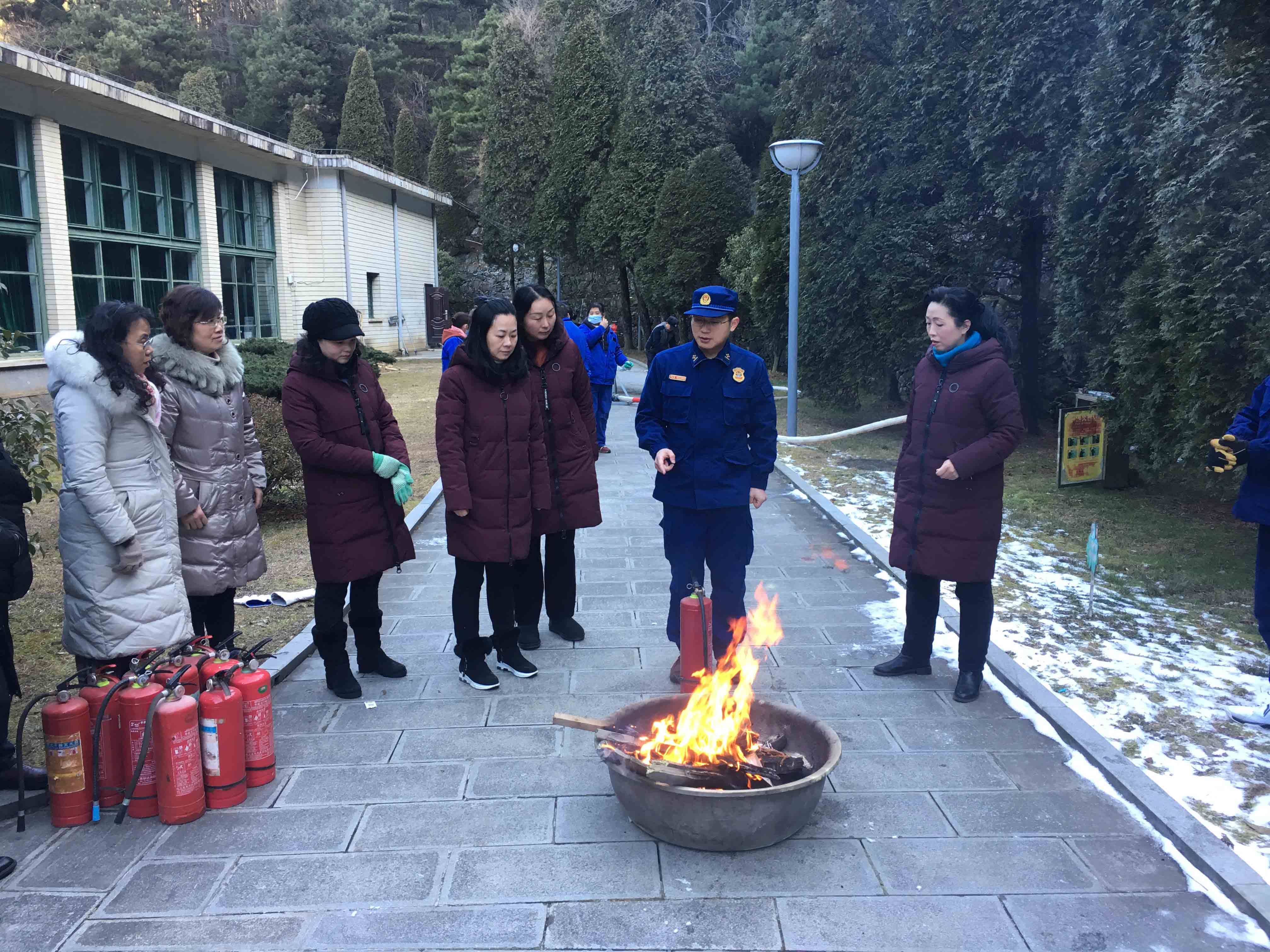 庐山博物馆与庐山消防救援大队联合开展冬季消防安全演练 庐山博物馆与庐山消防救援大队联合开展冬季消防安全演练
