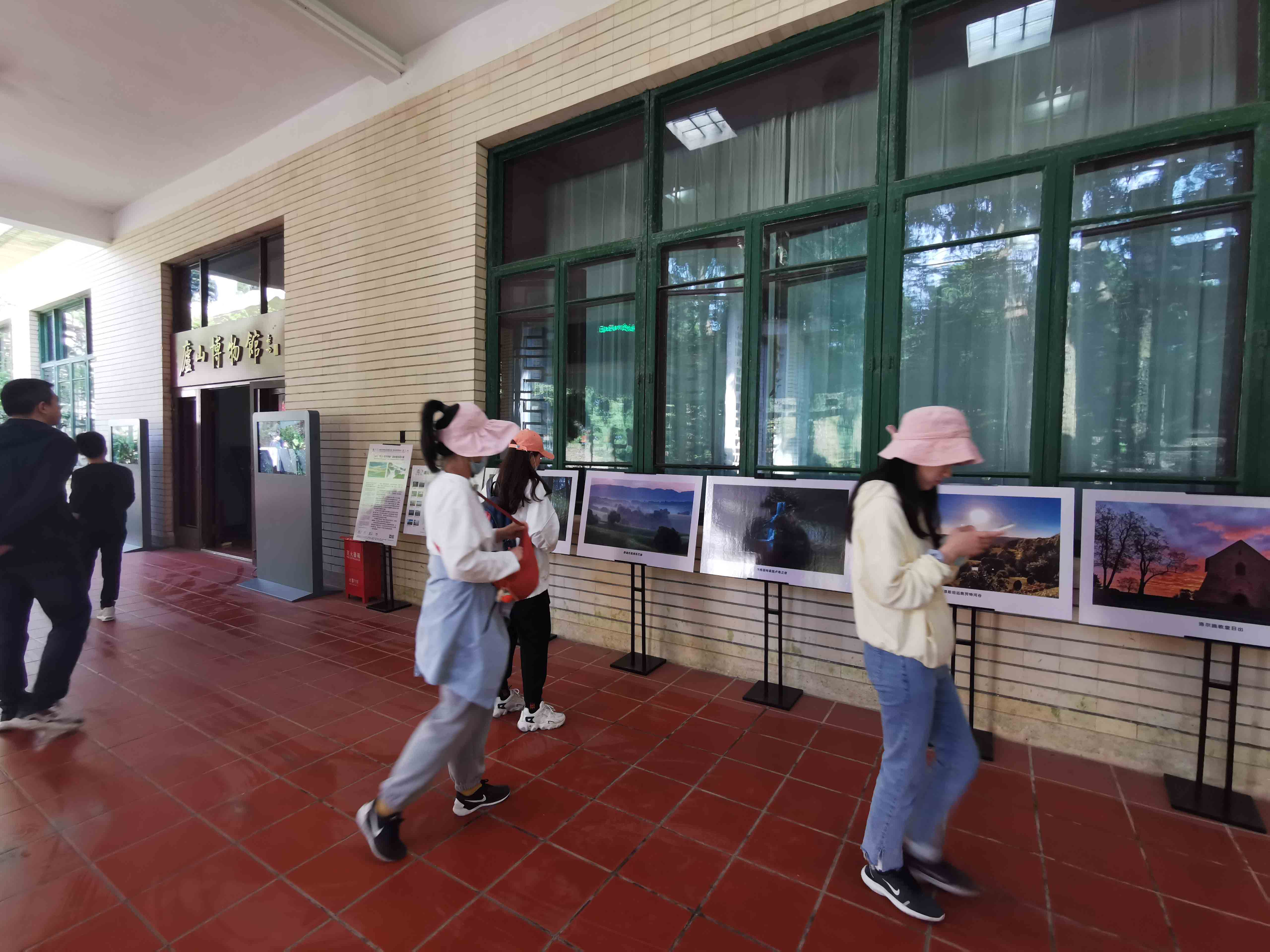 展讯| “西方—东方印象”国际摄影图片展在庐山博物馆展出 展讯| “西方—东方印象”国际摄影图片展在庐山博物馆展出