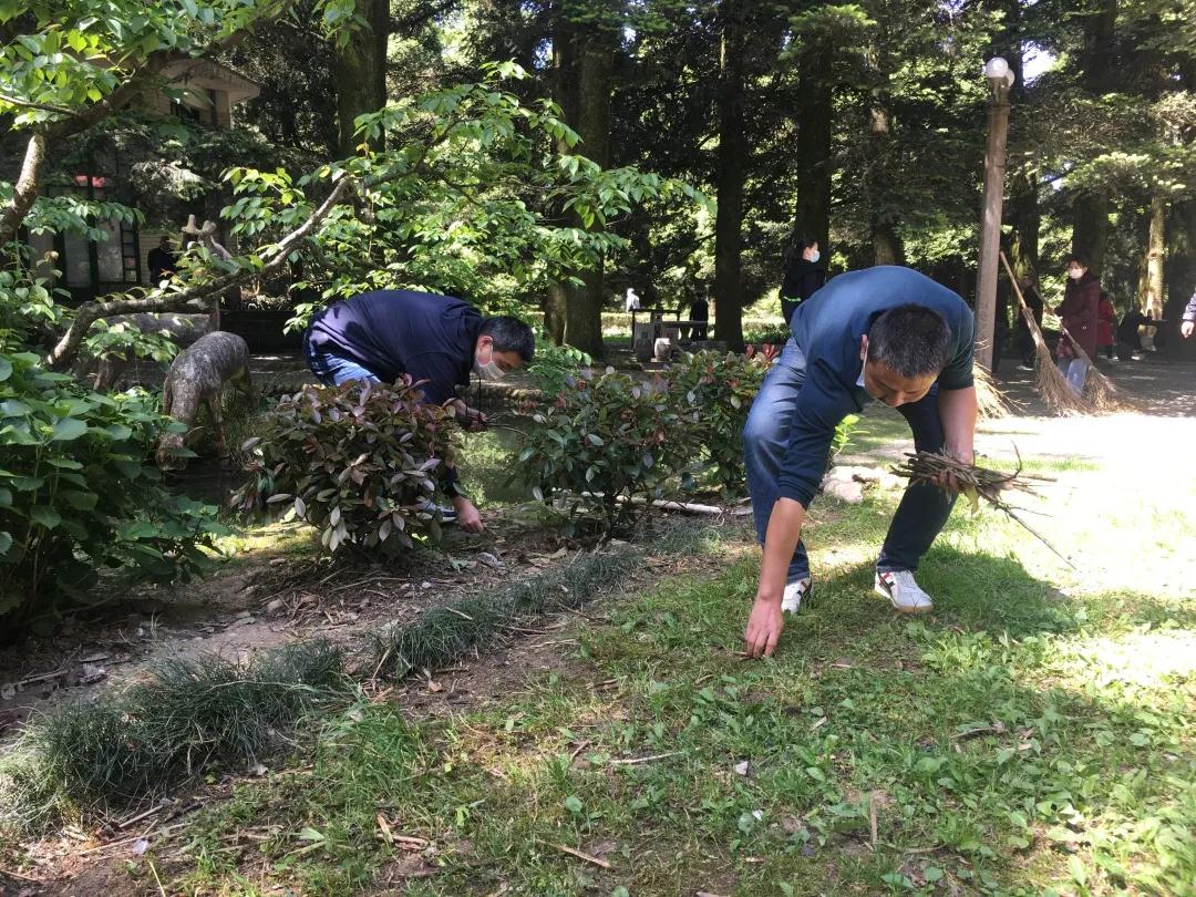 庐山博物馆“五一劳动节”不休假 服务观众不停歇 庐山博物馆“五一劳动节”不休假 服务观众不停歇