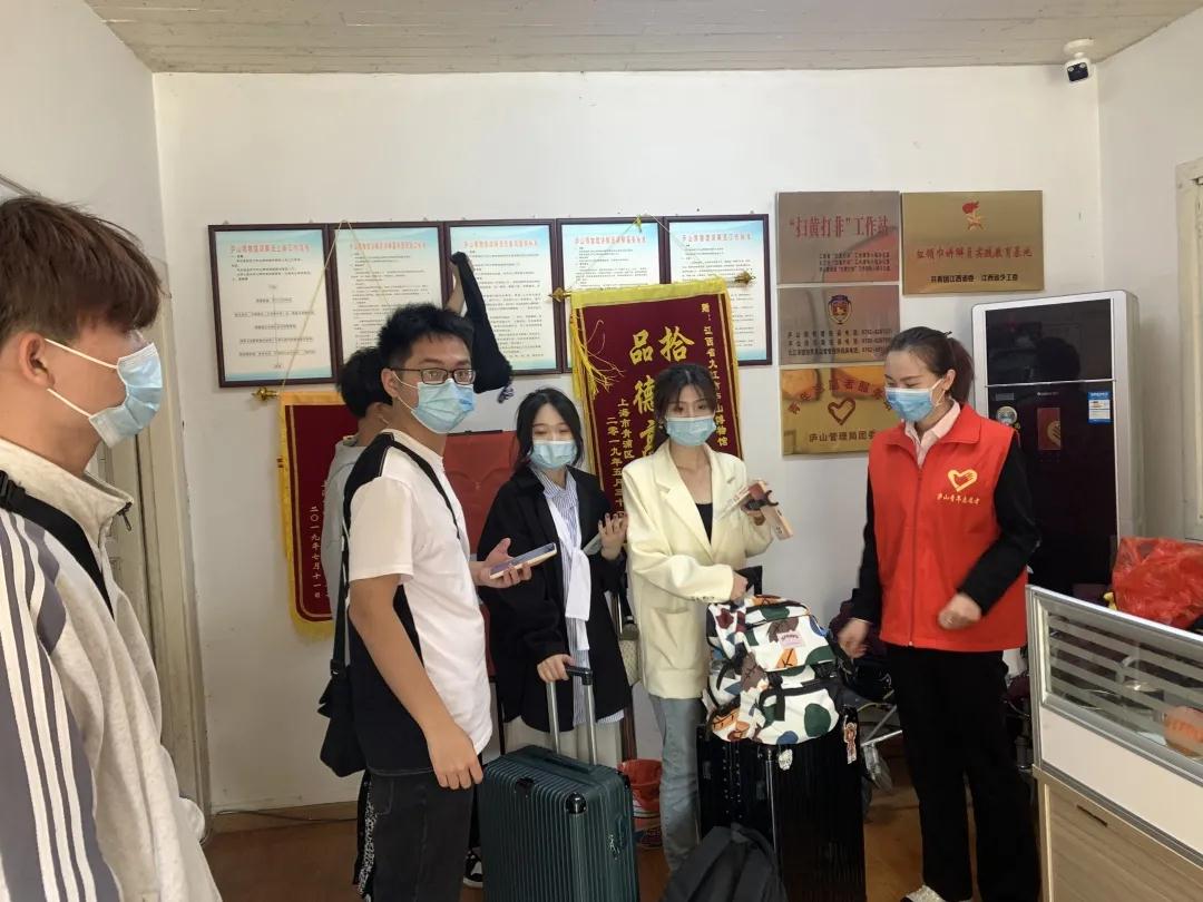庐山博物馆“五一劳动节”不休假 服务观众不停歇 庐山博物馆“五一劳动节”不休假 服务观众不停歇