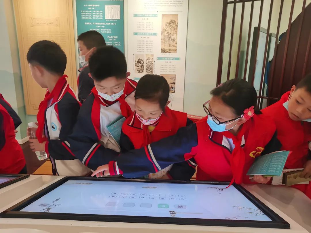 5.18国际博物馆日|庐山博物馆开展红领巾志愿者现场教学培训 5.18国际博物馆日|庐山博物馆开展红领巾志愿者现场教学培训