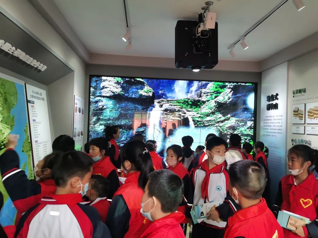 5.18国际博物馆日|庐山博物馆开展红领巾志愿者现场教学培训 5.18国际博物馆日|庐山博物馆开展红领巾志愿者现场教学培训